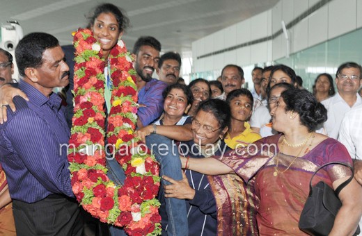 MR Poovamma gets grand welcome in Mangalore